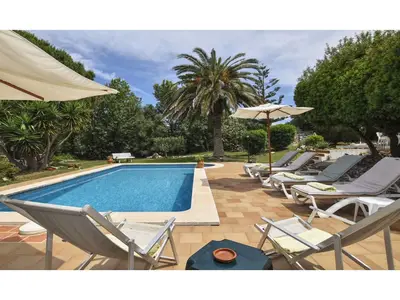 PoolOfHouse