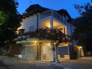 Villa für 10 Personen (180 m&sup2;) in Alassio