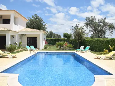 PoolOfHouse
