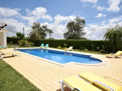 PoolOfHouse