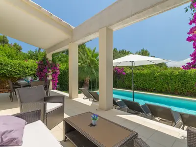 PoolOfHouse