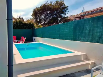 PoolOfHouse PoolOfHouse
