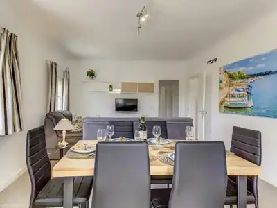 DiningRoom DiningRoom