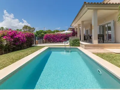 PoolOfHouse