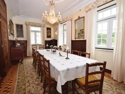 DiningRoom