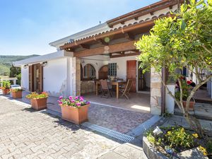 23707851-Villa-5-Alghero-300x225-2