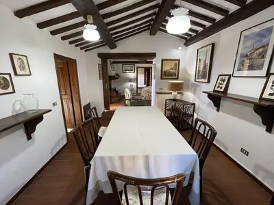 DiningRoom