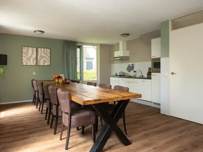 DiningRoom