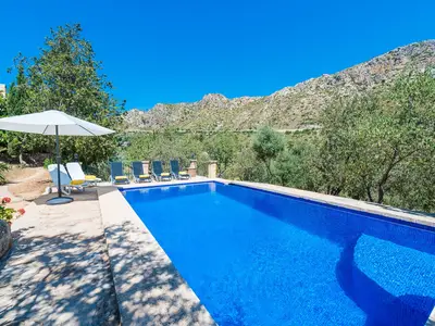 PoolOfHouse