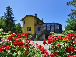 23706975-Villa-20-Anghiari-300x225-2