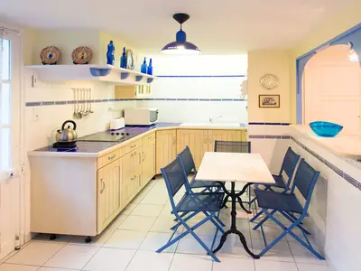 DiningRoom