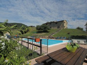 Villa für 15 Personen (300 m&sup2;) in Apecchio