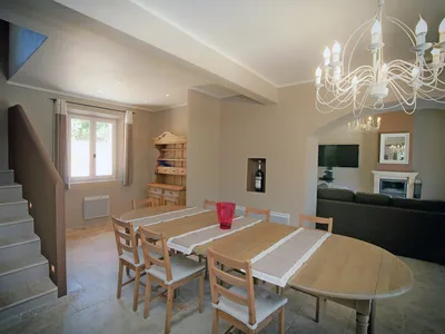 DiningRoom