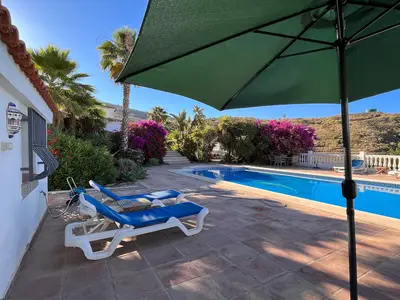 PoolOfHouse
