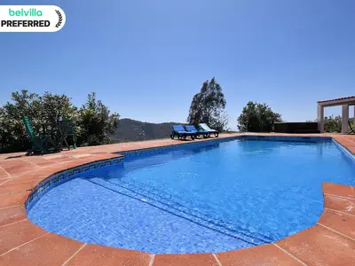 PoolOfHouse
