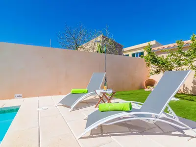 PoolOfHouse