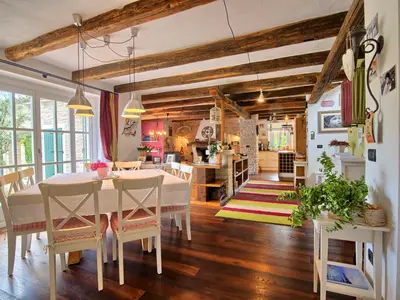 DiningRoom