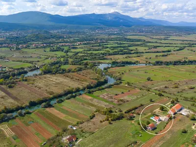 Markierte Lage der Villa Providenca