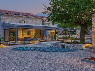 Villa für 6 Personen (120 m²) in Bajčići 3/10
