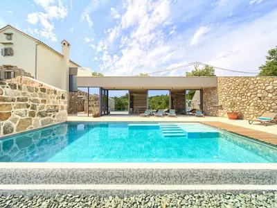 Villa für 12 Personen (420 m²) in Bajčići 4/10