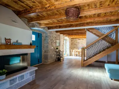 Villa für 8 Personen (160 m²) in Bajčići 4/10