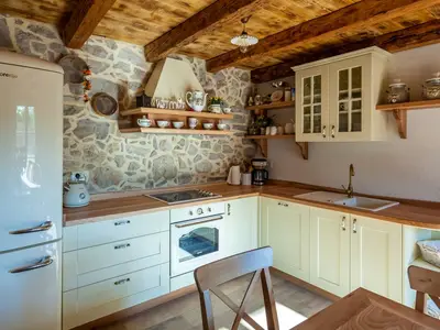 Villa für 8 Personen (160 m²) in Bajčići 8/10