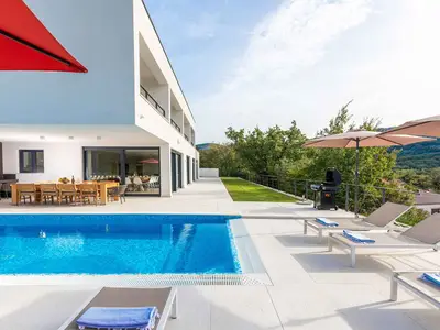 Villa für 12 Personen (313 m²) in Bakarac 7/10