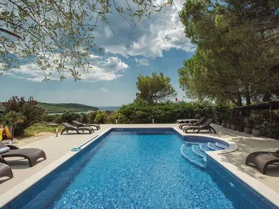 Villa für 16 Personen (267 m²) in Banjole 7/10