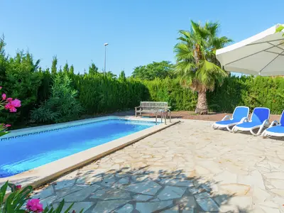 PoolOfHouse