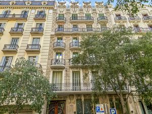 23366851-Villa-3-Barcelona-300x225-3