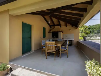 Villa für 8 Personen (157 m²) in Bartići 10/10