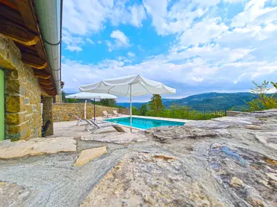 Villa für 10 Personen (200 m²) in Bartolići 2/10