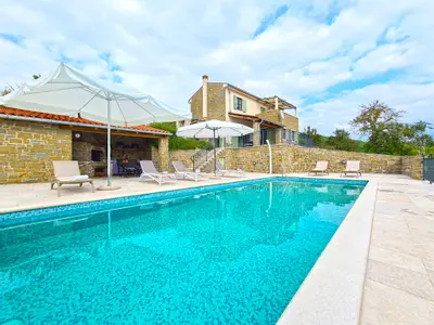 Villa für 10 Personen (200 m²) in Bartolići 8/10