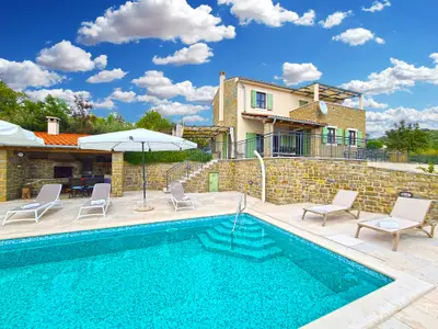 Villa für 10 Personen (200 m²) in Bartolići 1/10