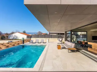 Villa für 8 Personen (295 m²) in Baška 3/10