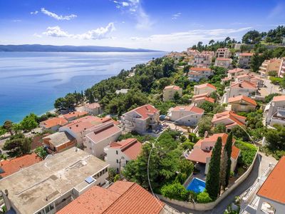 Villa für 8 Personen (290 m²) in Baska Voda 1/10