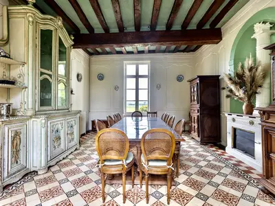 DiningRoom