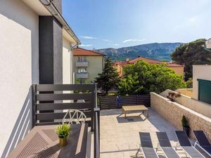 23971655-Villa-8-Baška-300x225-1