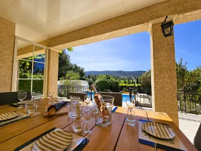 Terrasse / Balkon