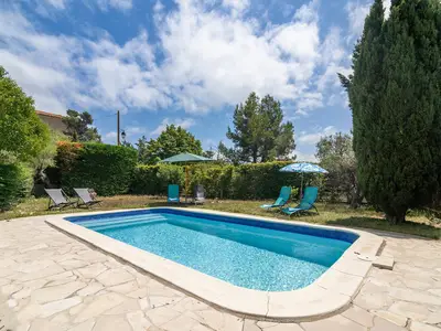 PoolOfHouse