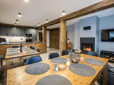 DiningRoom