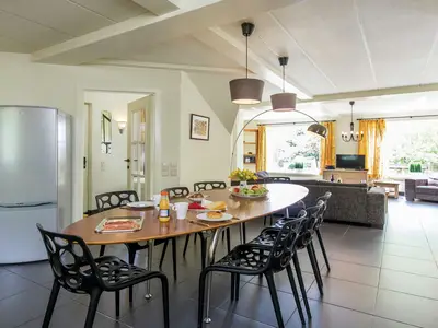 DiningRoom