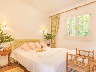 Schlafzimmer 5 mit Doppelbett