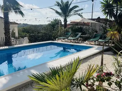PoolOfHouse
