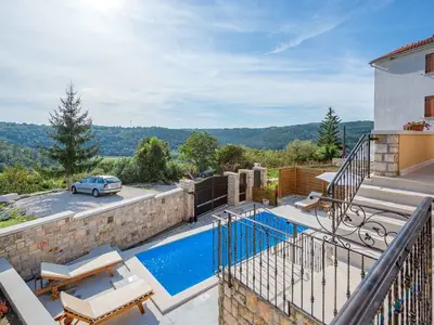 Villa für 6 Personen (130 m²) in Beram 1/10