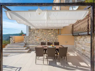 Villa für 6 Personen (130 m²) in Beram 4/10