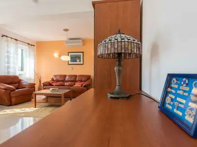 Villa für 10 Personen (350 m²) in Betina 5/10
