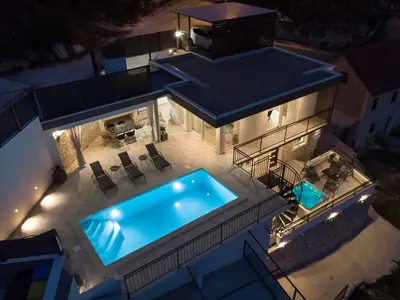 Kommen Sie in die Villa Stella und verwöhnen Sie sich während eines wohlverdienten Urlaubs an diesem erstaunlichen Ort