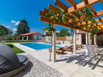 Villa für 20 Personen (500 m²) in Bokordići 7/10