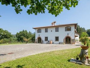 Villa für 14 Personen (400 m&sup2;) in Borgo San Lorenzo